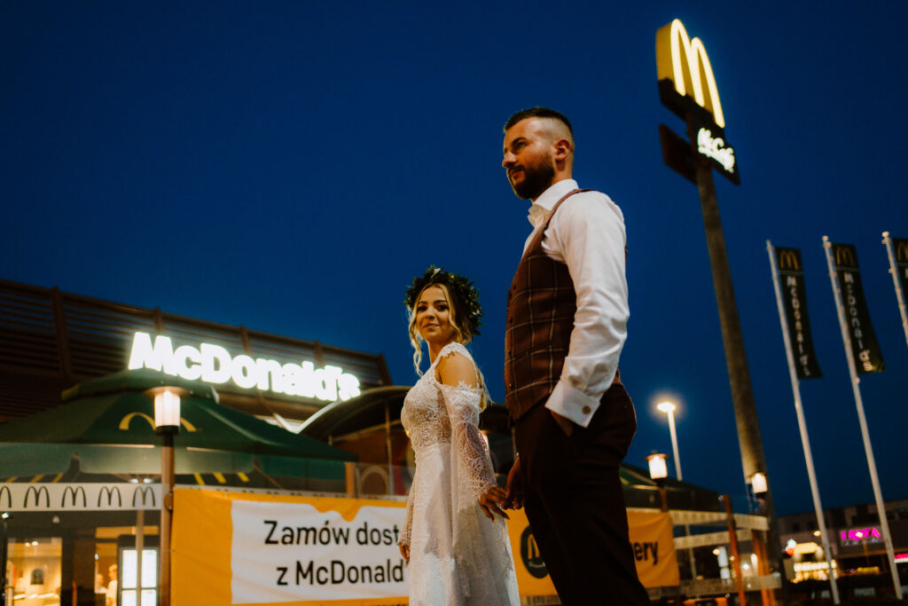 sesja ślubna w McDonald’s